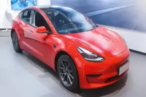 Promo Menarik, Beli Mobil Listrik Tesla Bisa Dapat Gratis Satu