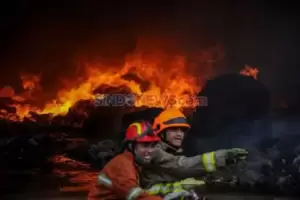 Kebakaran Rumah di Tegal Alur Jakarta Barat, 1 Orang Tewas