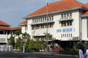 Sekolah Tertua di Indonesia Ada di Mana? Ini Lokasi dan Nama SMAnya