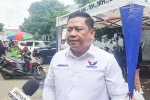 Caleg Partai Perindo Berman Nainggolan Gelar 5.000 Paket Sembako Murah di Pulo Gadung