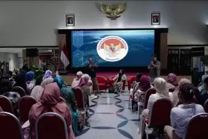 Diputar Perdana di KBRI Singapura, Film Dokumenter Pilihan Angkat Kompleksitas Perempuan Pekerja Migran Indonesia