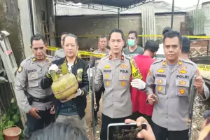 Polisi Gerebek Gudang Pengoplosan Elpiji di Cileungsi, 3 Orang Ditangkap