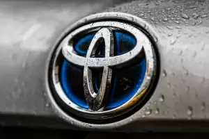 Toyota Tegaskan Mobil Listrik Bukan Bisnis yang Menjanjikan