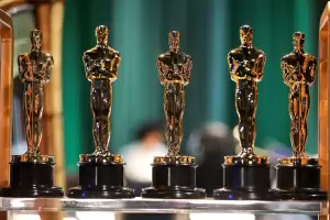 Fakta Menarik: Patung Oscar yang Berlapis Emas Itu Ternyata Harganya cuma Rp15 Ribu!
