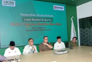 Yayasan Muslim Sinar Mas Wakafkan Ribuan Alquran kepada ICMI