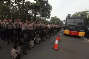 2.970 Personel Gabungan TNI-Polri Diterjunkan Amankan Unjuk Rasa di DPR Hari Ini